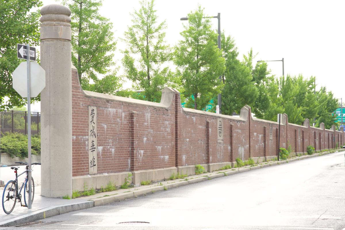 Wall in Chinatown